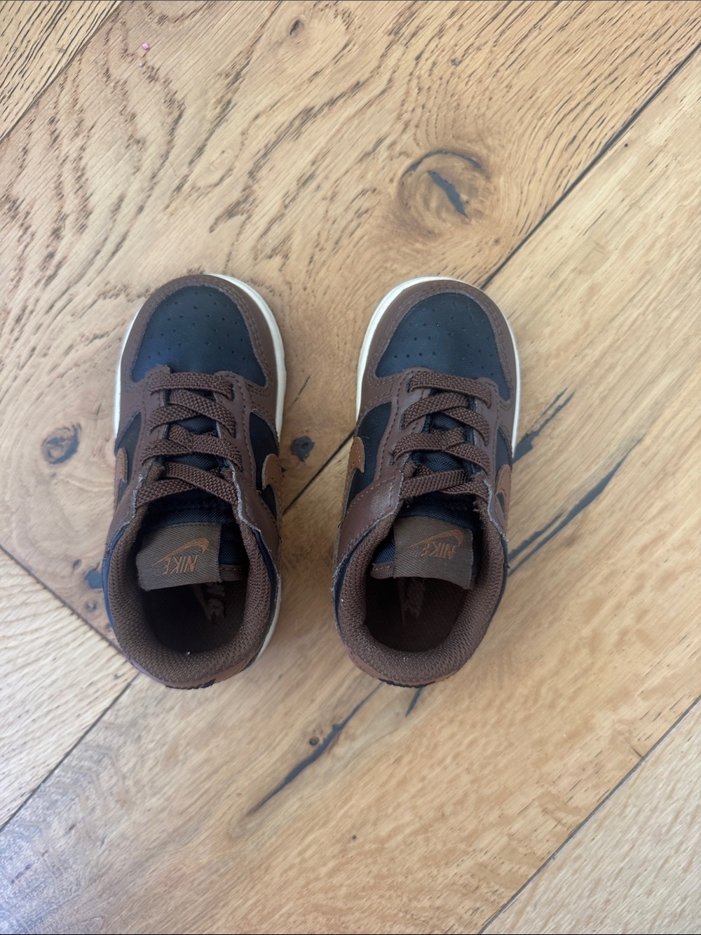 Nike Toddler Dunk Low Brown & Black Sneakers- size 7